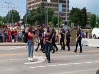 Trump supporters C H E E R police!!!!!!