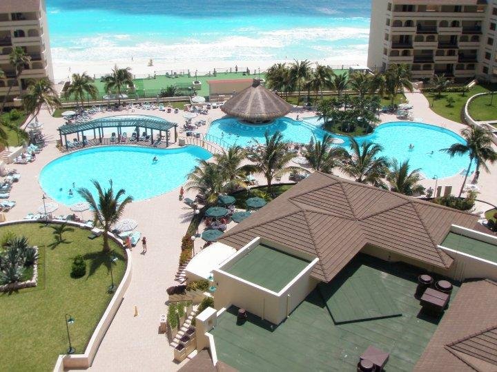 Kathleen Manol's album, Cancun 2010