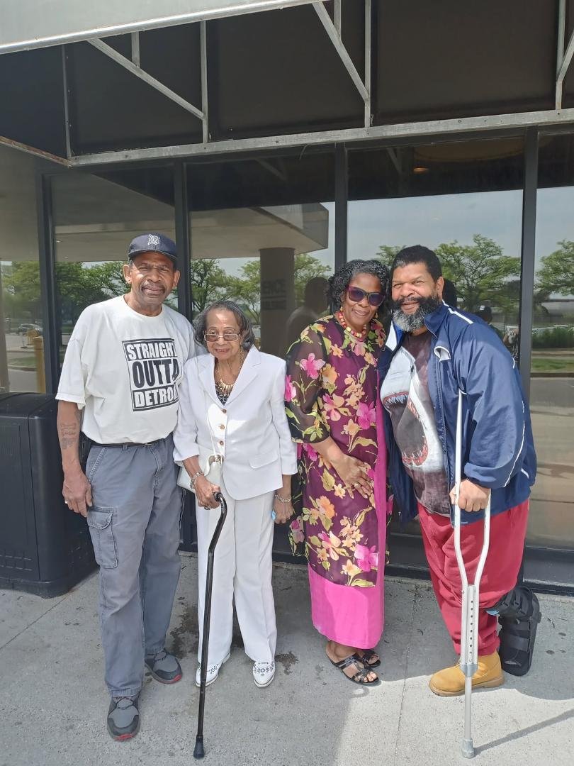 Mark (Bow Wow) Schaffer his Mom and Mrs. Johnson.
