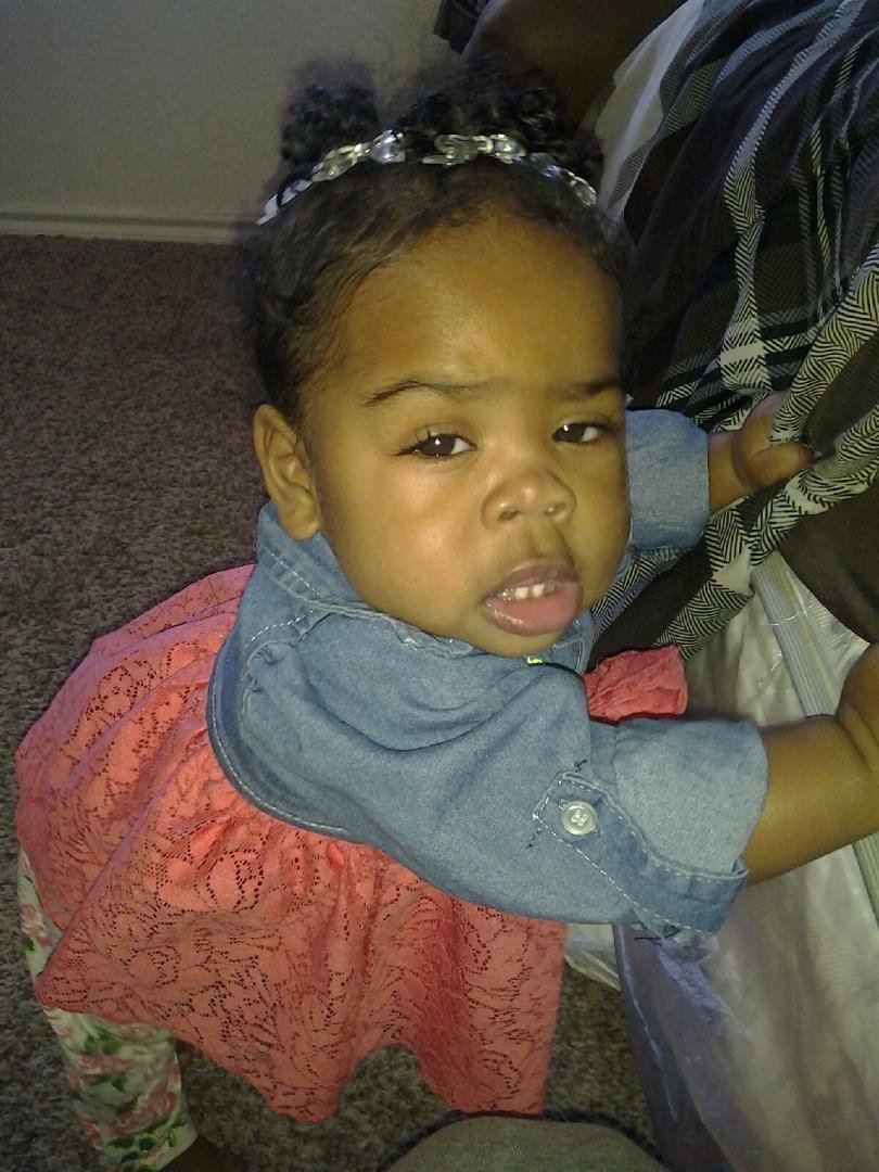 Here goes double trouble twin, she may be the smallest one,but she keeps up very well!!!! Go twins,Bookie me tryna walk to granny!!! :)