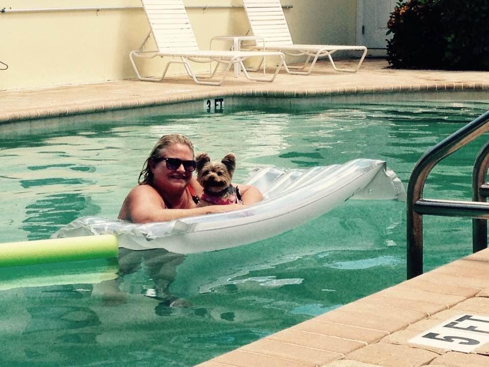 Blondie spoils Sophie way to much!!!