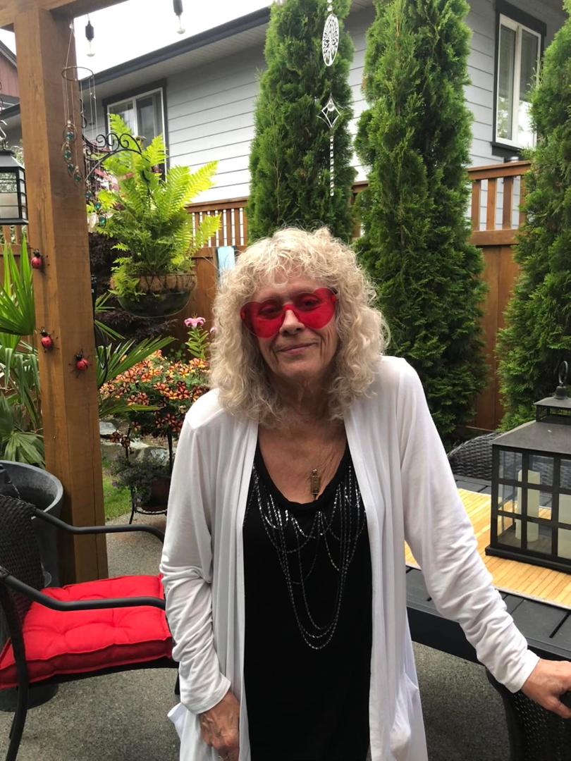 Joy Lynn's album, Mobile uploads