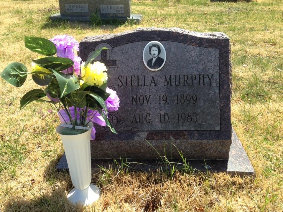 Next round of genealogical research crossed off. Found my grandmother's final resting place on my mom's side. Also found my great-grandmother- Vineland, NJ.