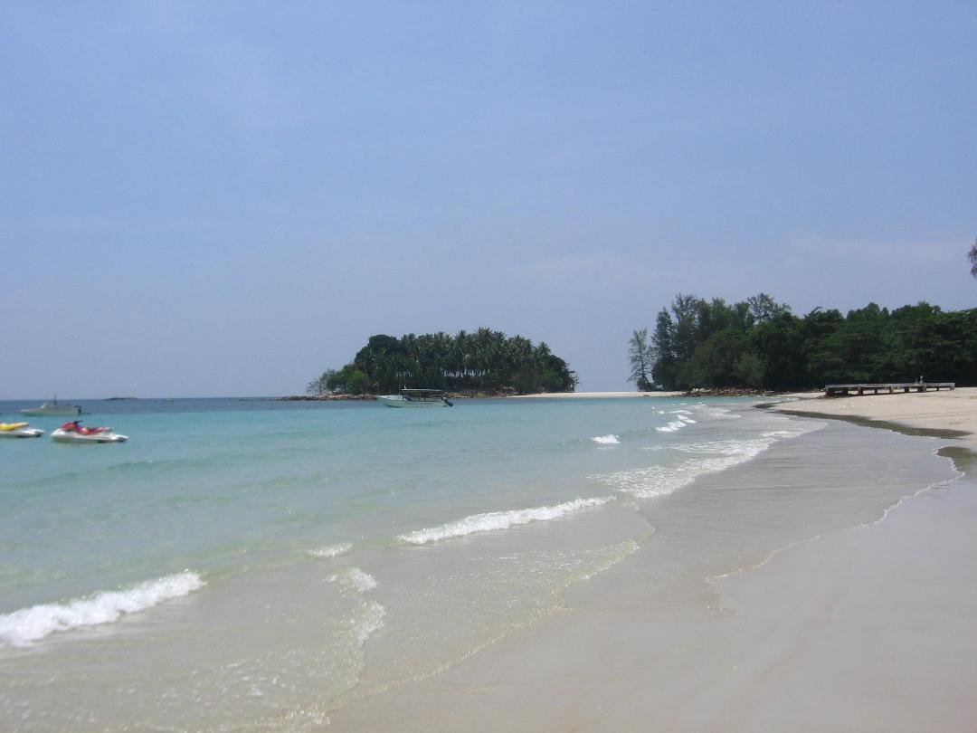 Spending a saturday laying around on an Island called Bintan in Indonesia. Life is good