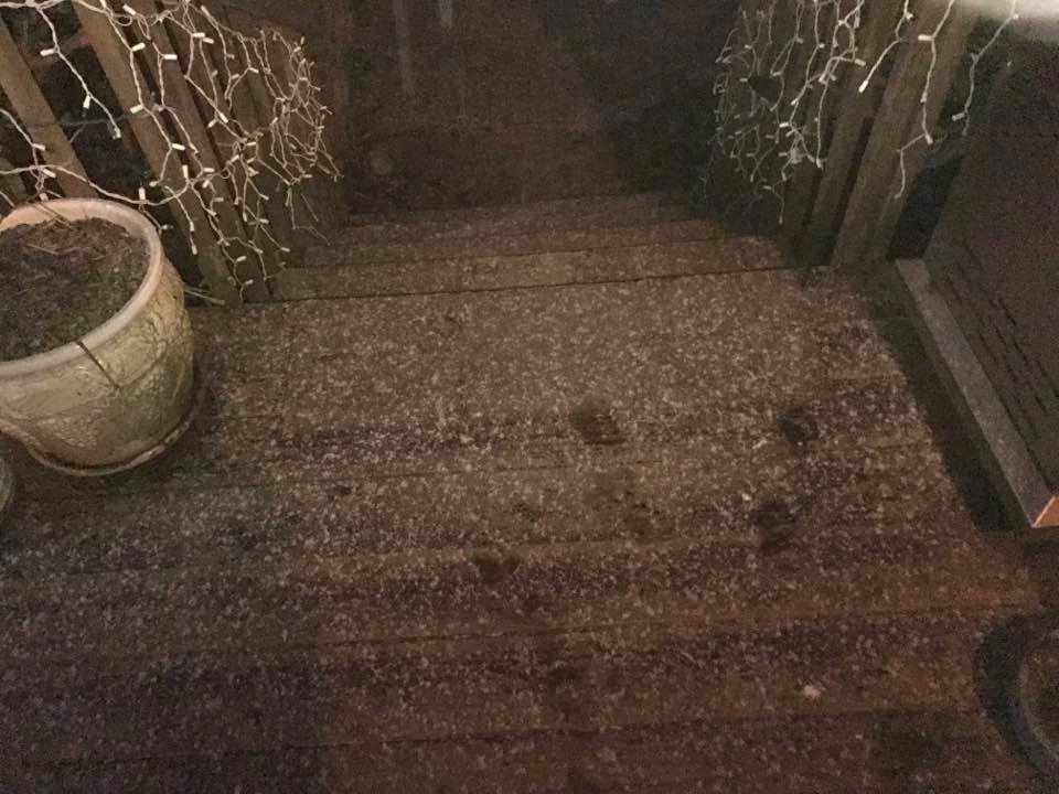 Snow starting in Poulsbo!