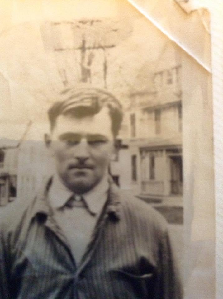This is a pic of my Grandfather Philip W. Pelham who lived in the Cario area and died in 1946 after an auto accident.