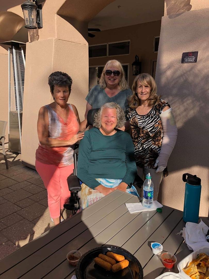 Over 50 years of catching up today. It took us all day.lol. we had such a lovely day
( I did not break my arm. Lymphodema therapy)