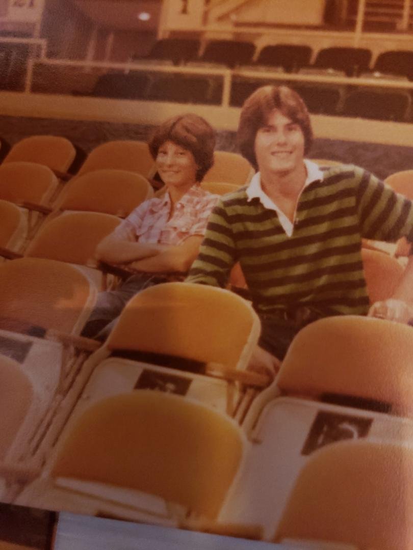 My Brother Tom and I waiting for Fleetwood Mac !!!