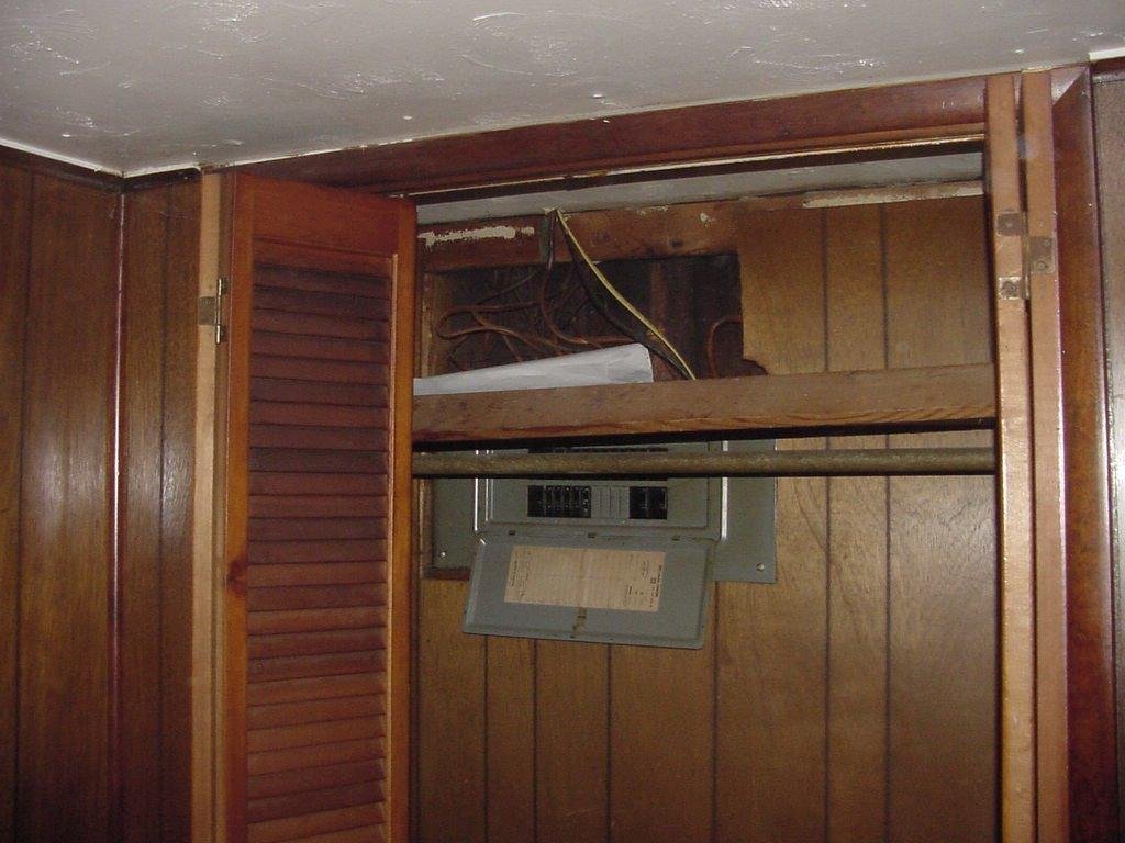 Jay Tauber's album, Demo the old building