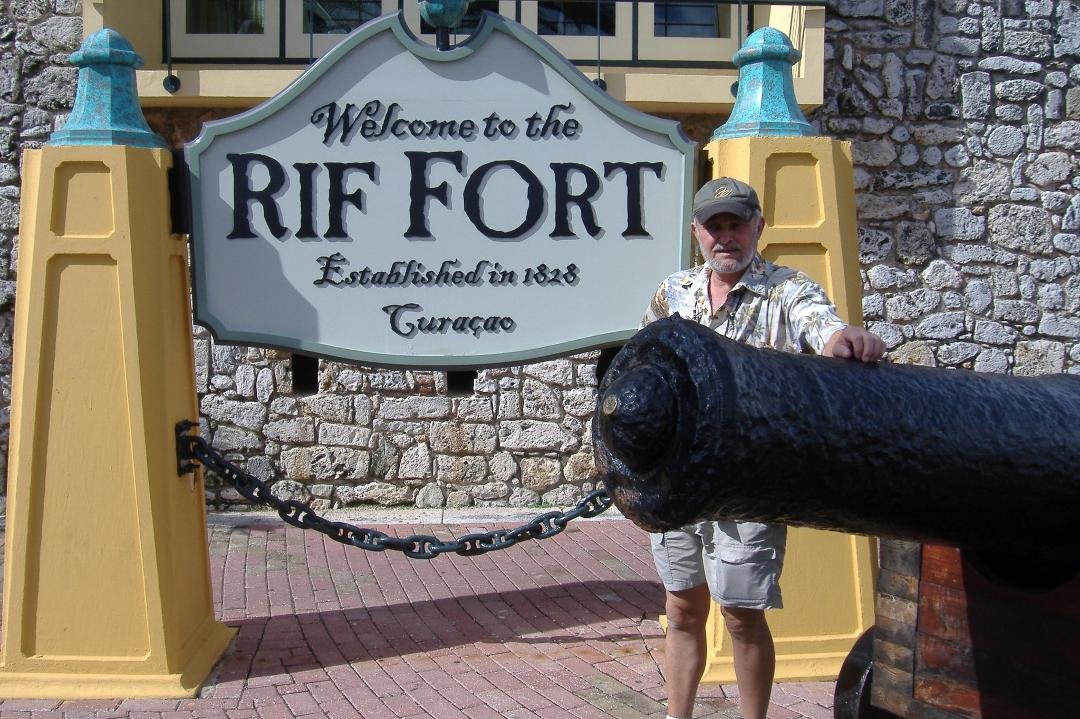 Roy is Curacao