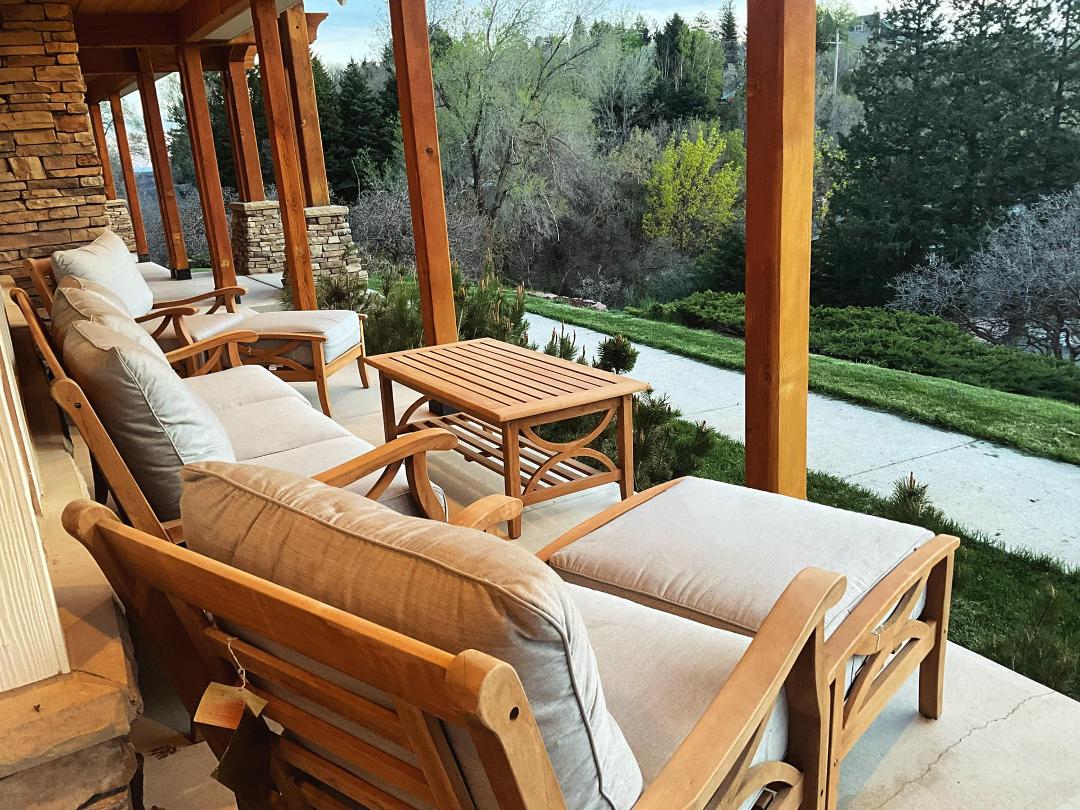 Winter is definitely over. Threw some patio furniture in the front to facilitate sunset viewing. Come on over, free beer.