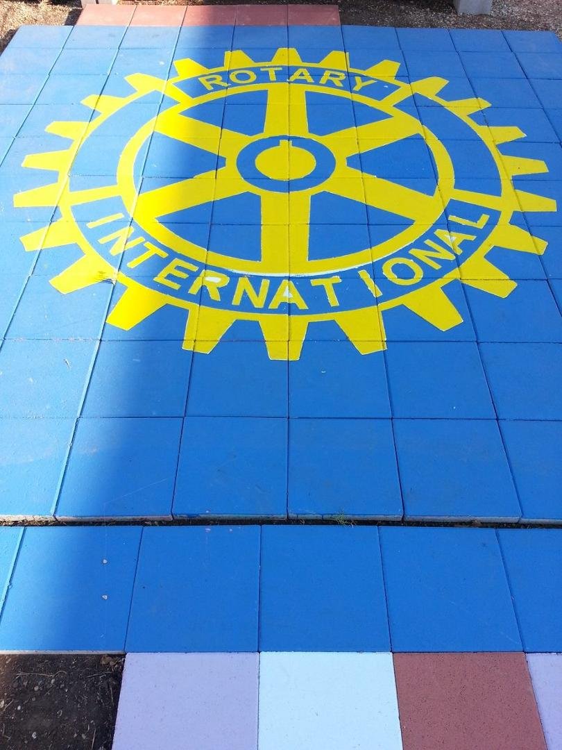8ftX8ft design on stepping stones at the Downtown Arlington Farmers Market