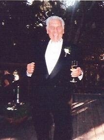Today Sandi's Dad went to Heaven......he was my "2nd Dad" and was always there after my parents were gone.  RIP Sam! (Can you tell he's Italian?)
