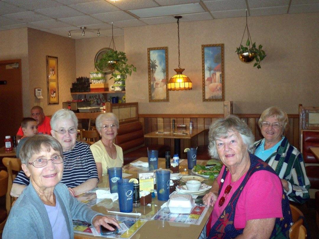 Brenda.Gwen,Carol,Jo,Lois