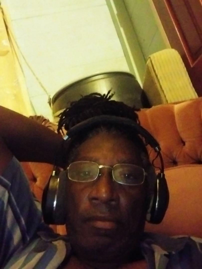 Donovan Smith's album, Mobile uploads