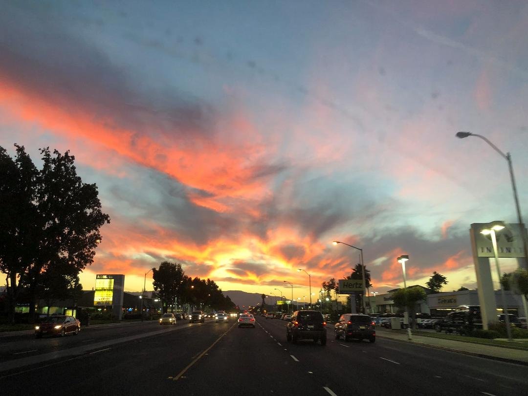 I thought the sunset this evening had to get posted😊