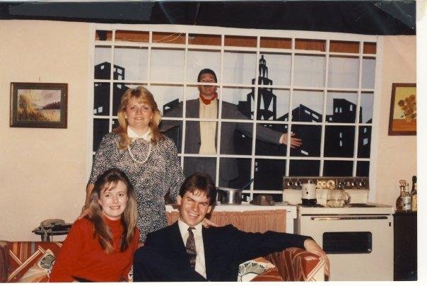 Barefoot In The Park -
Cast's 2nd Season
Need some help wih this. This is one of the very first production we did 20 years ago. My memory is not that good