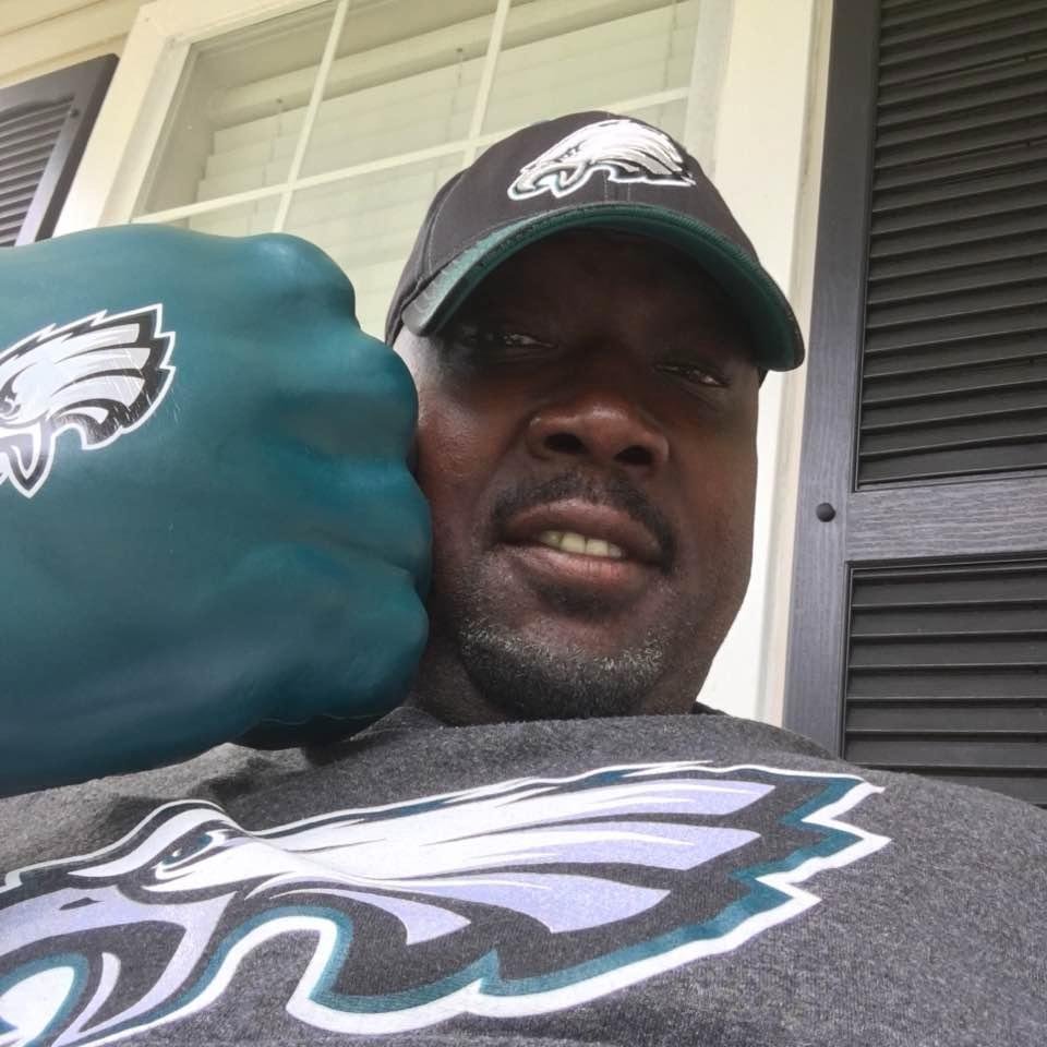 Another win for the Philadelphia eagles! 34-7 over the Cardinals. Fly-Eagles-Fly on the road to victory!