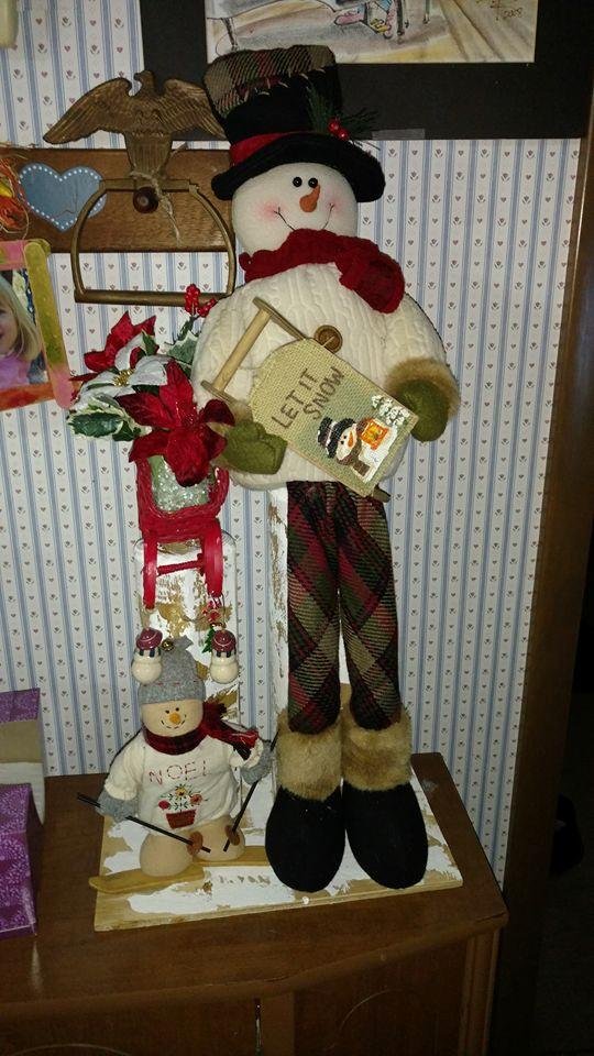 My snowman I got today at a craft show for only$10. I love it