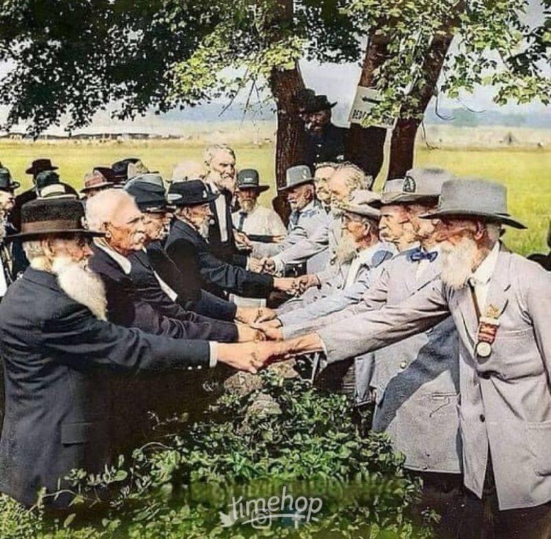 Civil War veterans at the 50th Anniversary of Gettysburg.