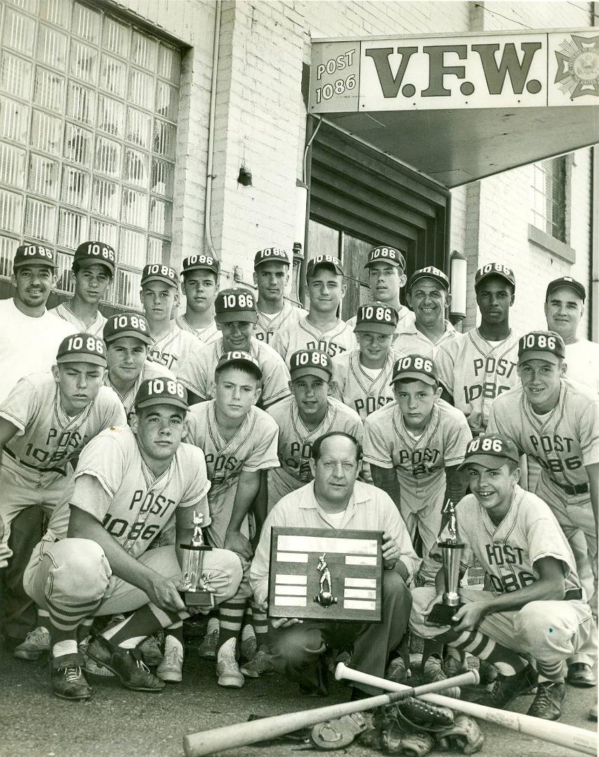 Here is the 1960 VFW 1086 Hill and CITY Champions.  Note some of these players like Charlie Weik (sp) , Joe Egresitz, Dave Gus, Bob Weaver, Richie Fick, Jim Weaver (went to Wm Penn as Dad was football coach) Stan Alberts, G