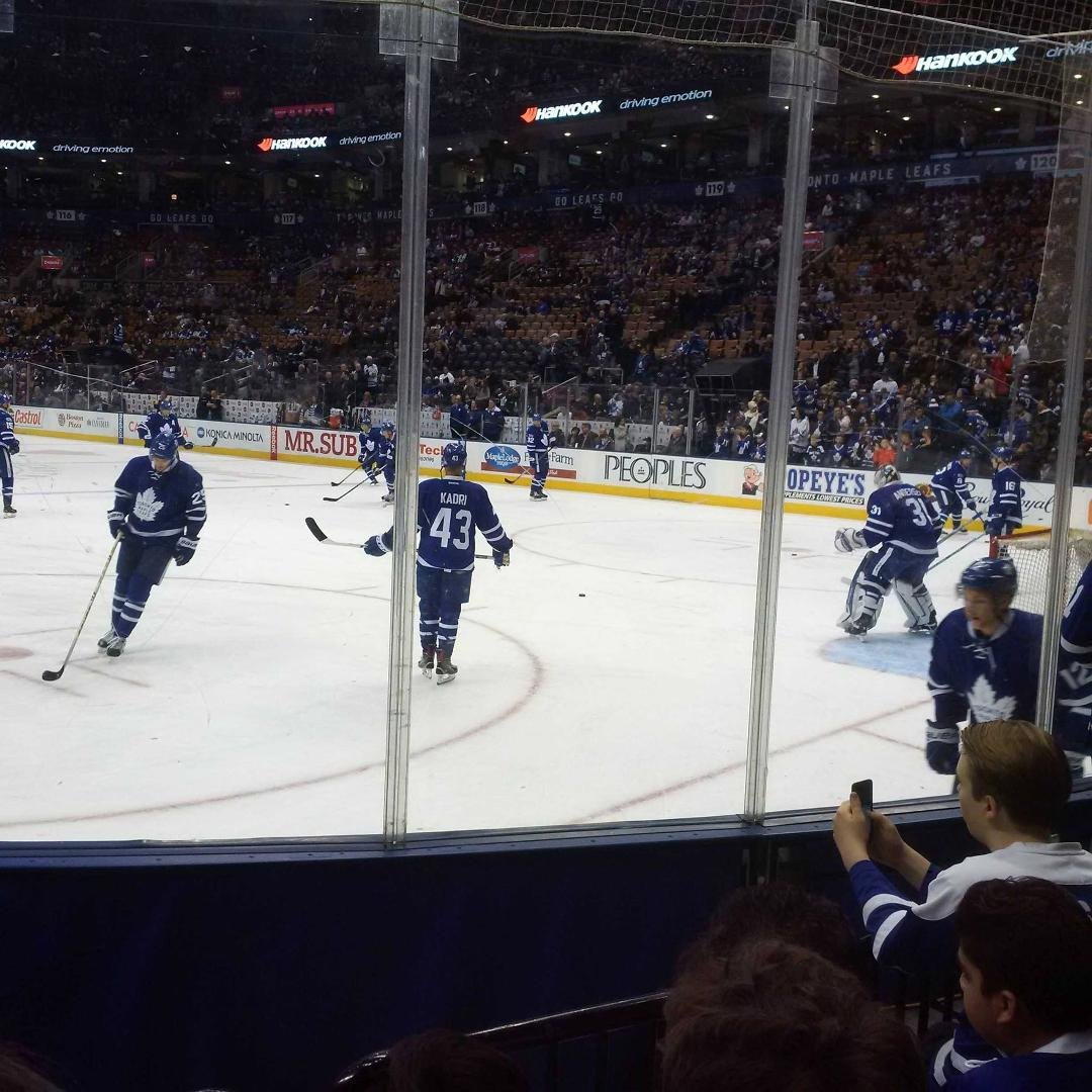 Hockey night in Canada