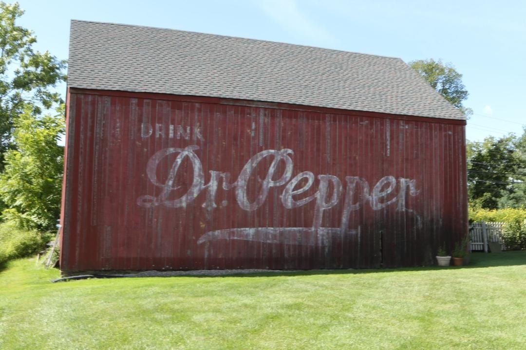 This is the back of the barn behind the Lamington General Store/Lifestyles.