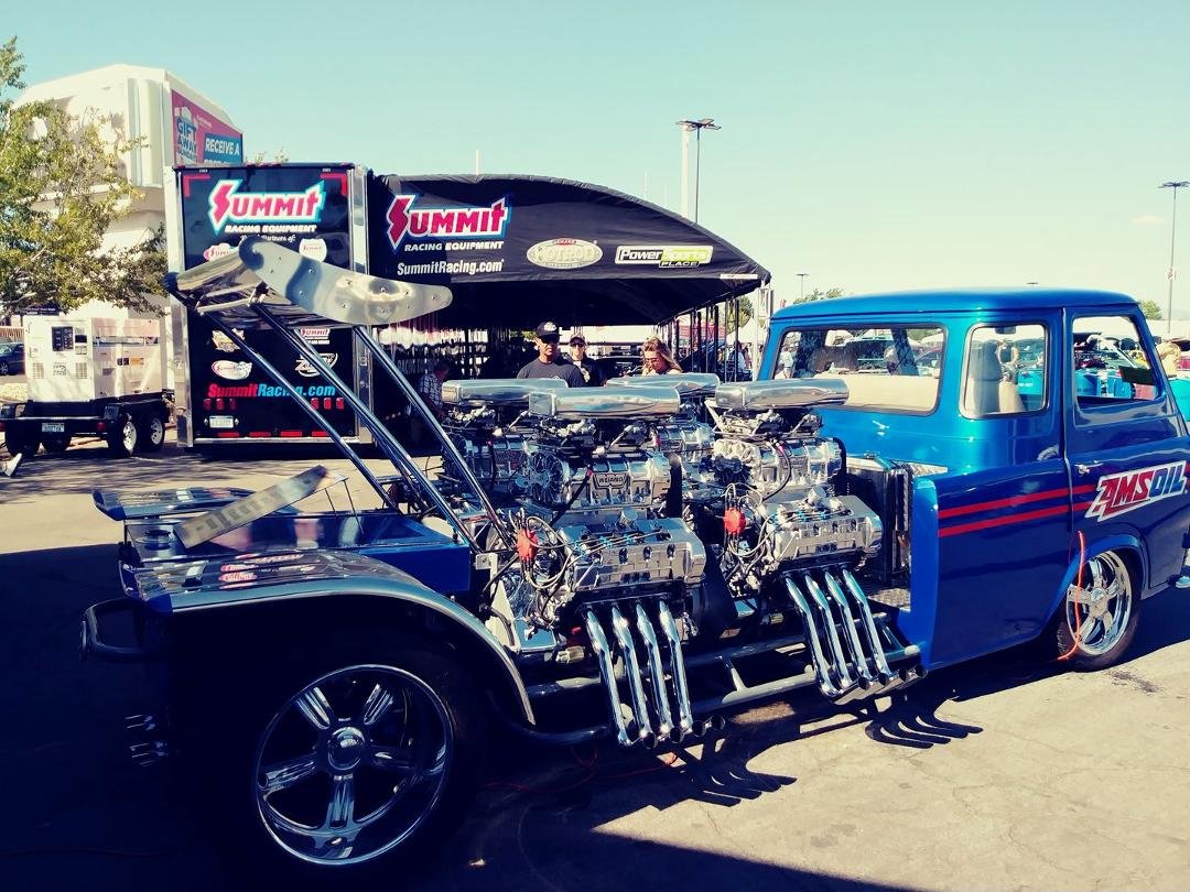 4,000 HP 1962 FORD "Econoline" (right!). 4 blown engines, 8 carbs. An engine tuners nightmare!