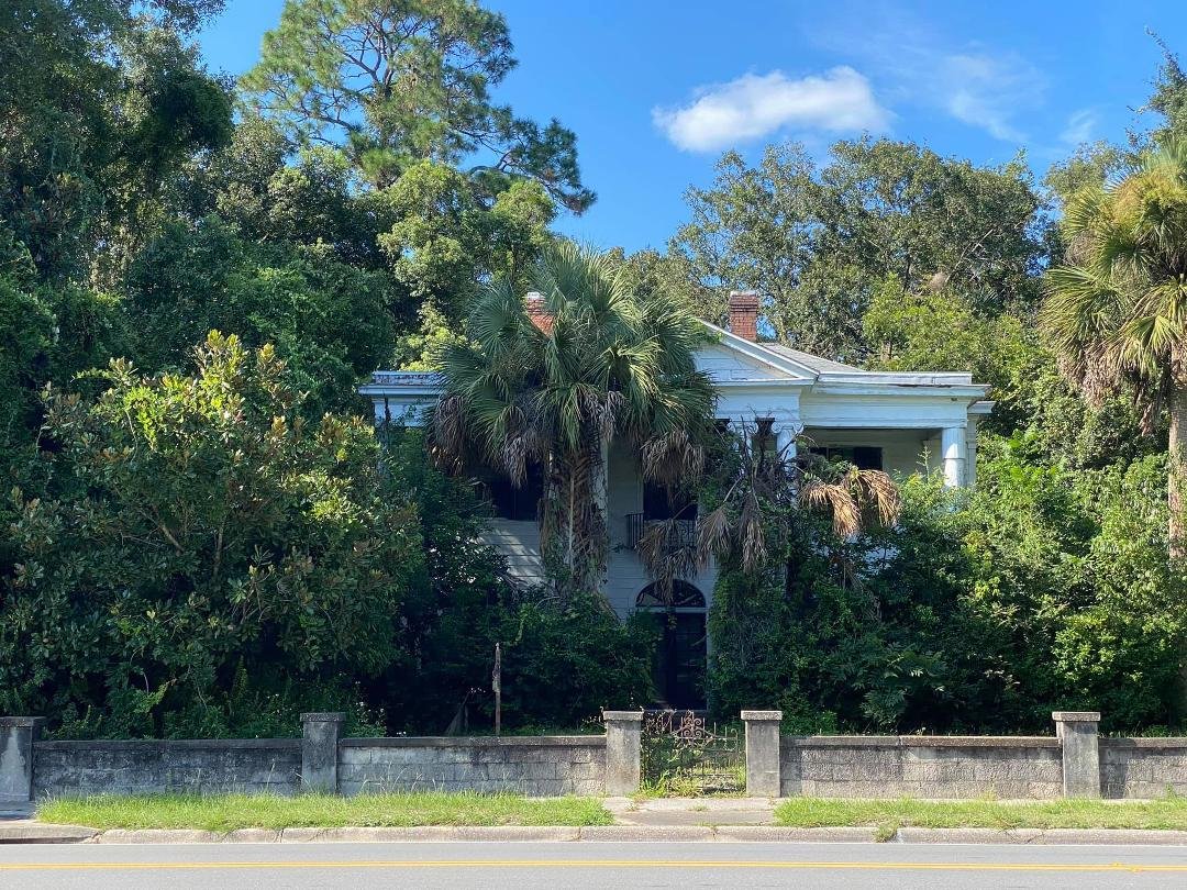 Deserted house in Florida.