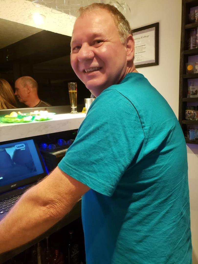 Happy Father's Day to the most AMAZING husband/father I know. You are our ROCK. The most important thing is that you know the 2 most important words that make everything work. YES DEAR lol. We love you and know you will en