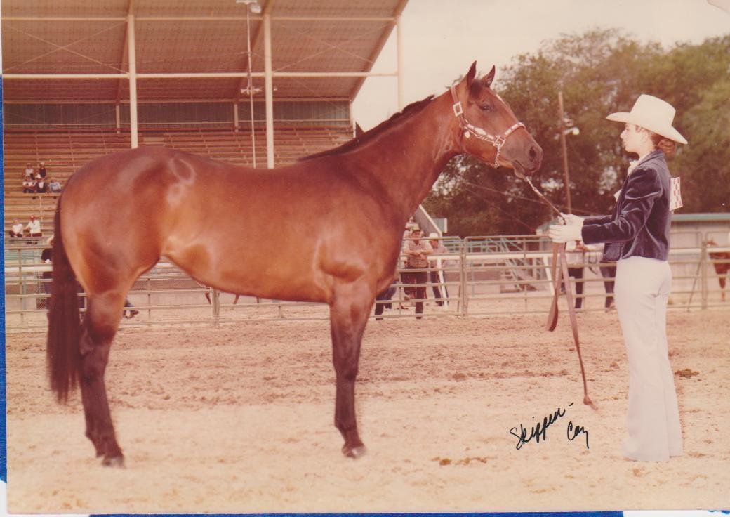Picture of Michelle Carder showing Dory Cash in Elko Nevada, 1984