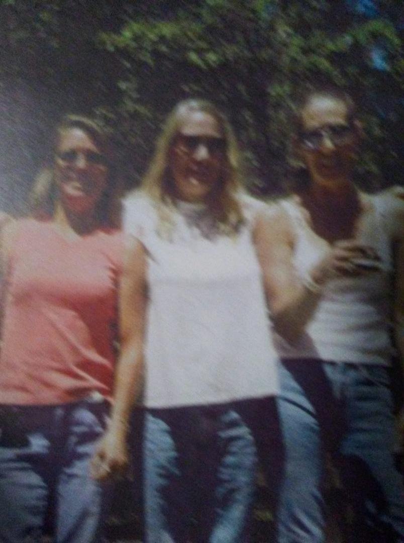 Beth Anne Heidi and Leslie The Three Amigos I sure miss my sisters