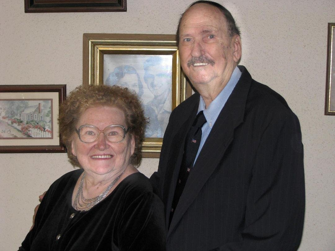 60th Anniversary was a wonderful time.  The years have gone by so fast but wonderful.  With the Lord giving us 60 yrs...and 4 lovely wonderful children and 6 wonderful grandchildren...who could ask for more.