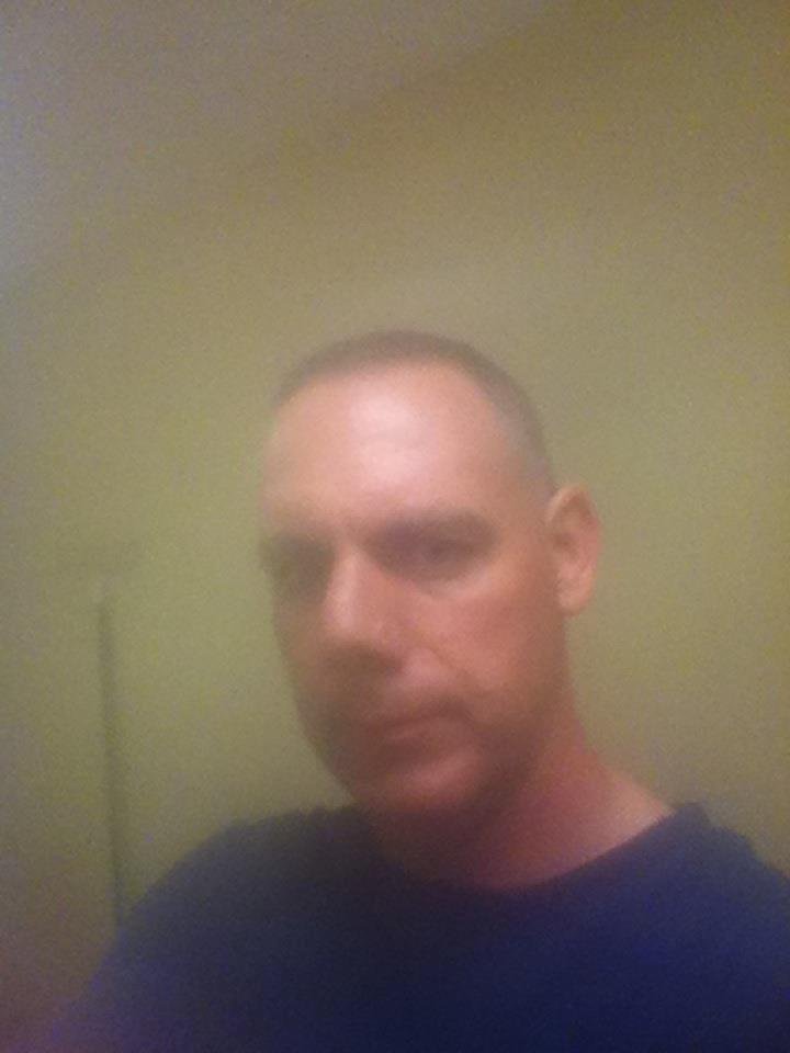 Thomas Rowlands' album, Mobile Uploads