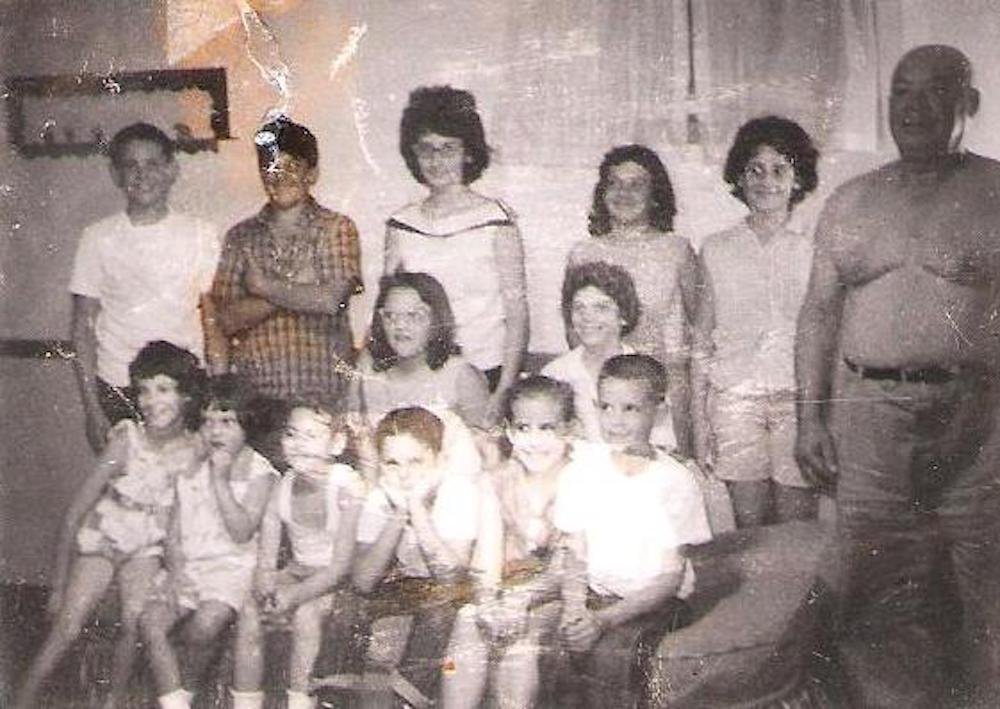 Terrible quality ... only one I have of all the cousins.  1962?