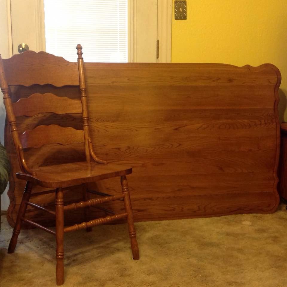 For sale. All wood 36" x 66" and 6 chairs. 918-426-0488