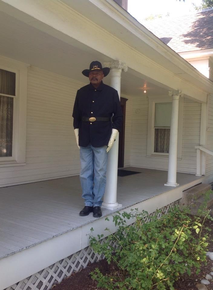Calvin Smith's album, Mobile Uploads