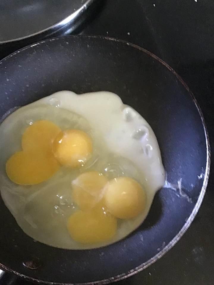 Double triple Yolker?