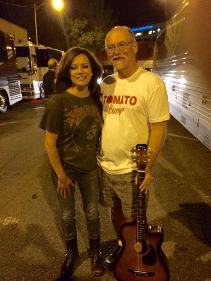 It's been a year since this fantastic singer visited Visalia, CA.