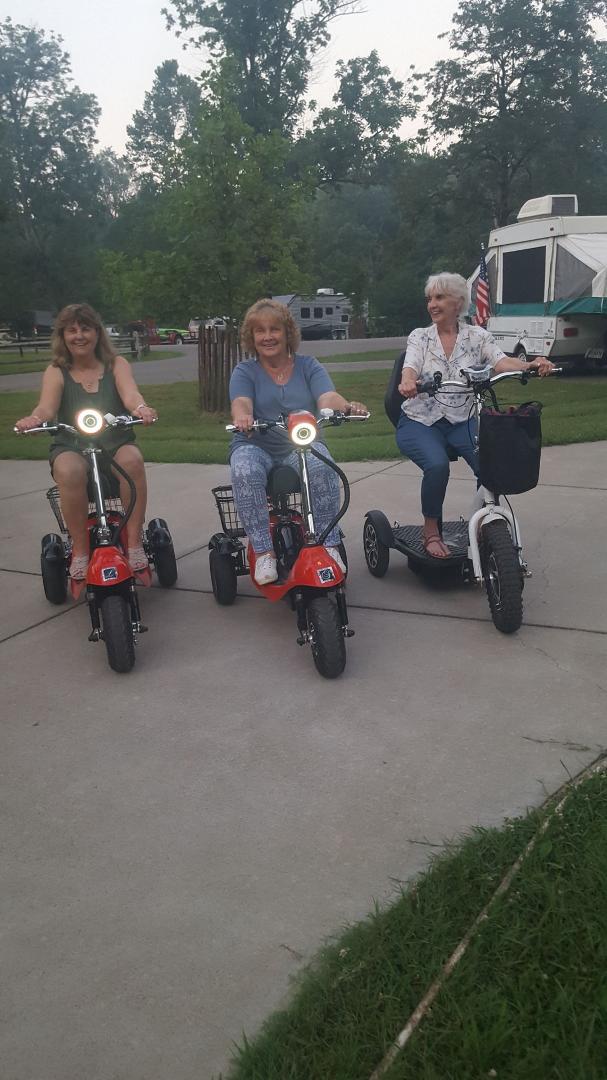 They say when it's cold you should think of warmer days. It's 15 degrees outside so this image came to mind. I think I'll just enjoy the 15 degrees. Pictured are Sherry Branham Hicks , Sandy Dick , and Linda. Scary bunch!