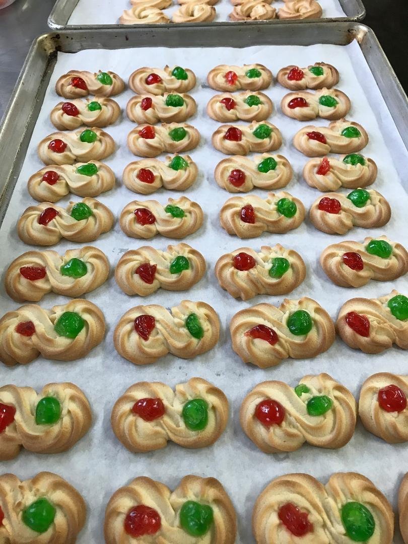 Festive Christmas cookies are part of the haul if you have reserved our Saturday Church-less Church Supper.
Chicken pot pies are a crowd pleaser...
If you forgot to preorder, you are in luck!!!
We have a few extras!
Ca