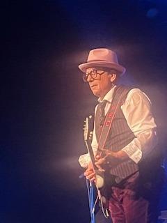 ELVIS COSTELLO AT THE JACKIE GLEASON THEATER 7-13.