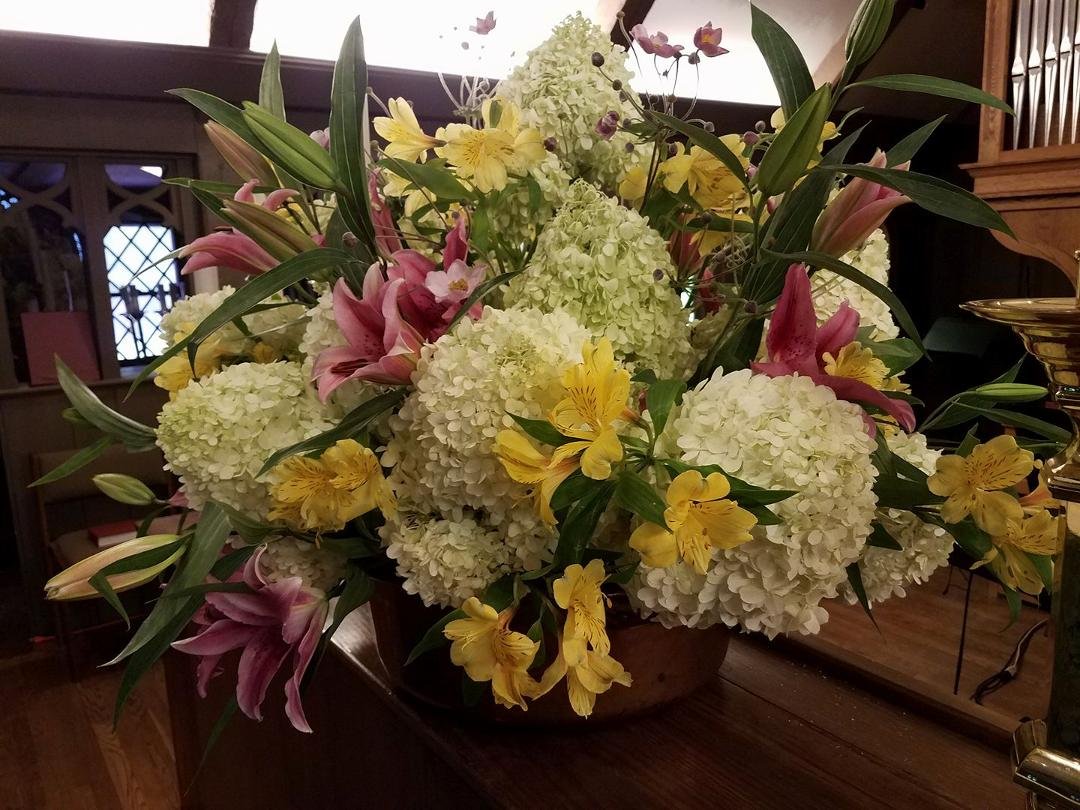 Cindy's arrangement for Sunday. Flowers from John and Mary Lake.