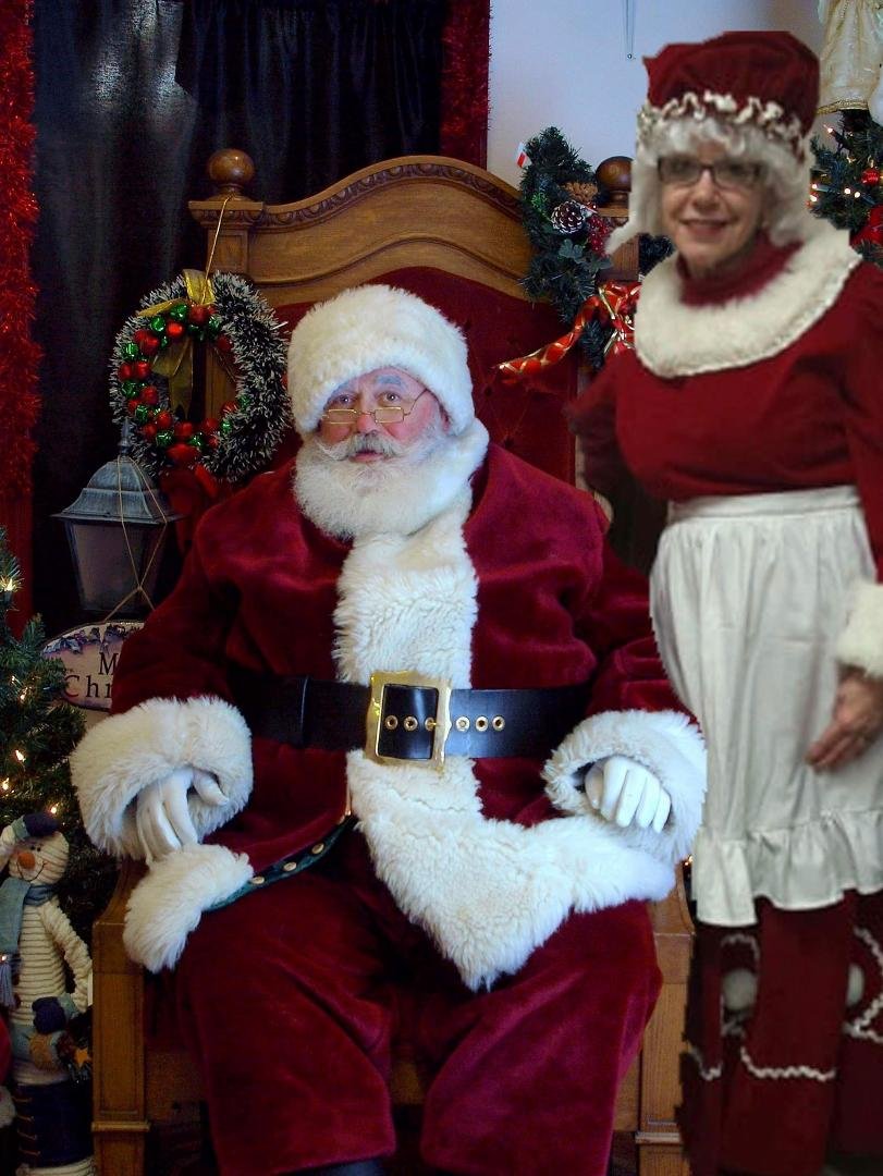 Gotta come and find out if you're on the good list or the naughty list!  Our  special guests at the Holiday Wish Hamilton Gala. Their first stop of the upcoming season!