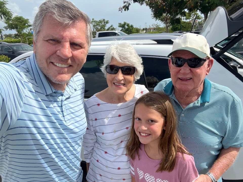 What a great teaching moment for my 9 yr old granddaughter
We seen this amazing 90 yr old couple, Opel and Loval, struggling to get their groceries in the car at Walmart. I asked Harper if we should help and she said yes
