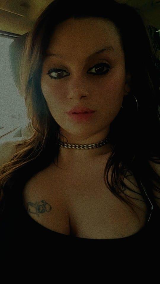Dezarae Conniff's album, Mobile uploads