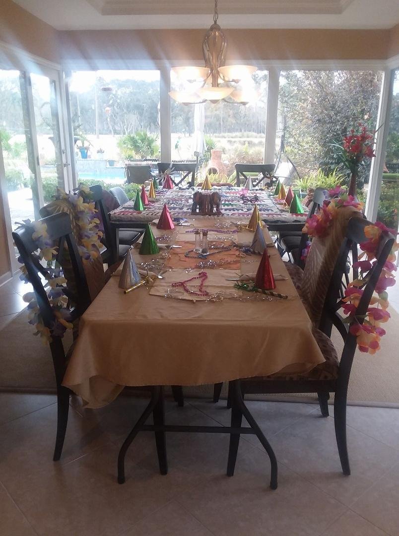 Happy New Year to all our relatives and friends from the Weingarten family!