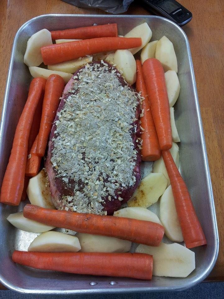 Nothing like the smell of pot roast cooking on a cold day. Left overs make a great vegetable beef soup. The smell reminds me of my Mother when she would cook this. Also gonna make some homemade corn muffins to go with. Stay