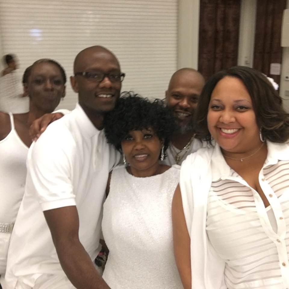Lisa turned 50!!!
#allwhiteaffair