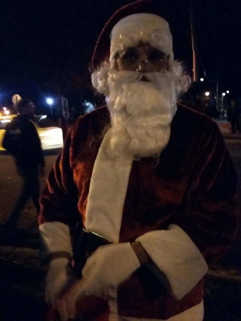 I SAW SANTA LAST NIGHT AND HE S WATCHING ALL OF US SO BE GOOD!!!